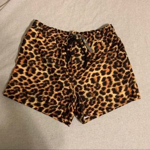 Men’s leopard 🐆 print swim trunks!!